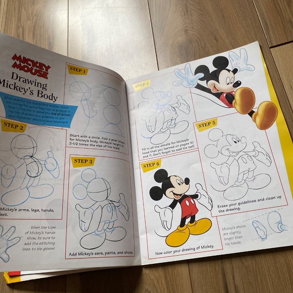 Disney Mickey Mouse Drawing Book - Picture 10 of 16